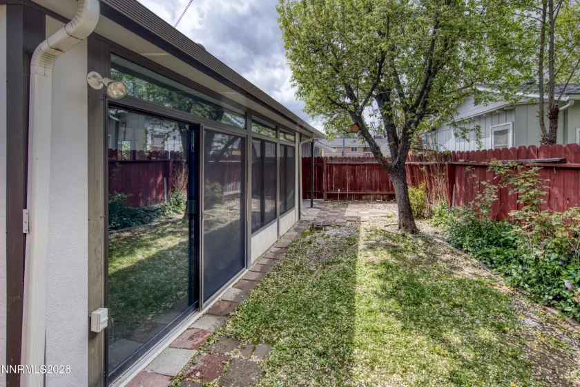 1001 Kings, Reno, Nevada 89503, 2 Bedrooms Bedrooms, ,2 BathroomsBathrooms,Residential,Residential,Kings,260004358