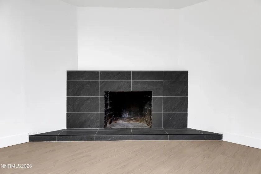 1001 Kings, Reno, Nevada 89503, 2 Bedrooms Bedrooms, ,2 BathroomsBathrooms,Residential,Residential,Kings,260004358