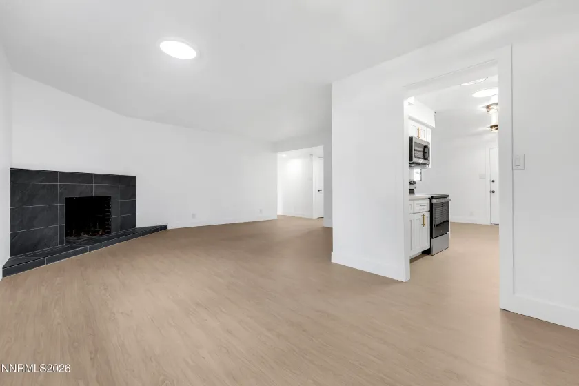 1001 Kings, Reno, Nevada 89503, 2 Bedrooms Bedrooms, ,2 BathroomsBathrooms,Residential,Residential,Kings,260004358