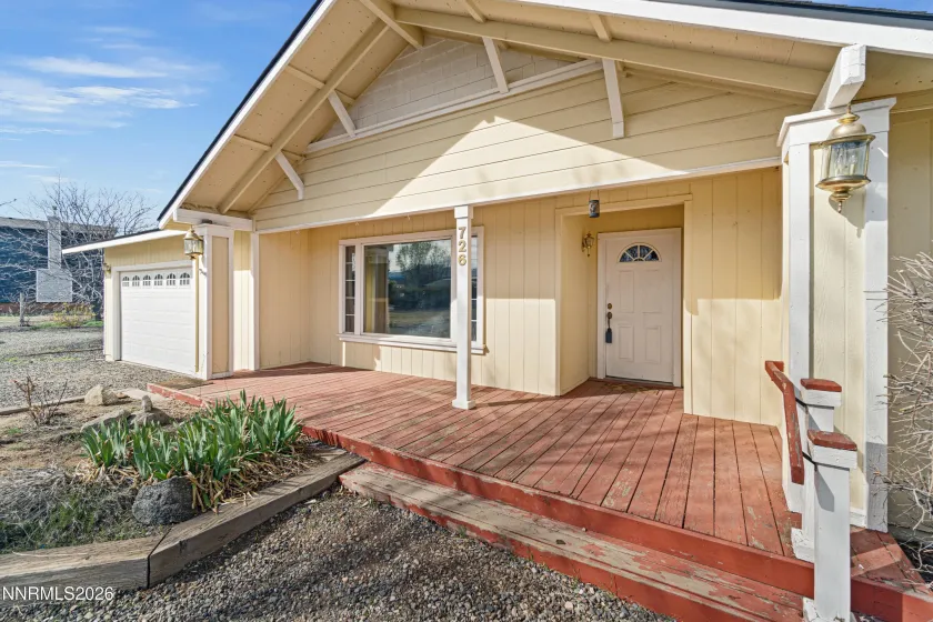 726 Pinto, Gardnerville, Nevada 89410, 3 Bedrooms Bedrooms, ,3 BathroomsBathrooms,Residential,Residential,Pinto,260003407
