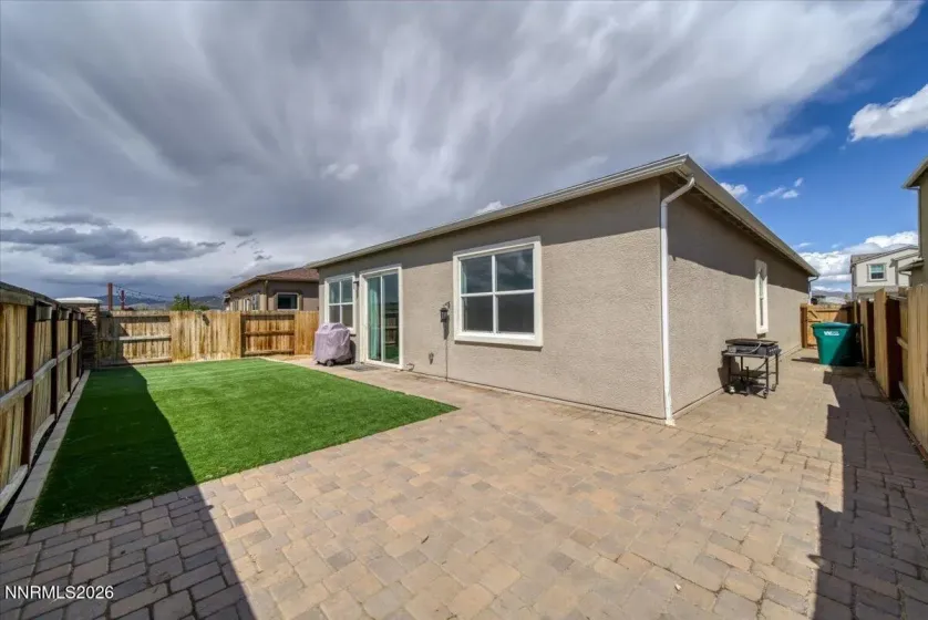 2415 Metolius, Sparks, Nevada 89436, 3 Bedrooms Bedrooms, ,2 BathroomsBathrooms,Residential,Residential,Metolius,260004360