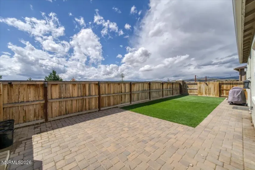 2415 Metolius, Sparks, Nevada 89436, 3 Bedrooms Bedrooms, ,2 BathroomsBathrooms,Residential,Residential,Metolius,260004360