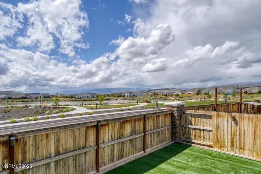 2415 Metolius, Sparks, Nevada 89436, 3 Bedrooms Bedrooms, ,2 BathroomsBathrooms,Residential,Residential,Metolius,260004360