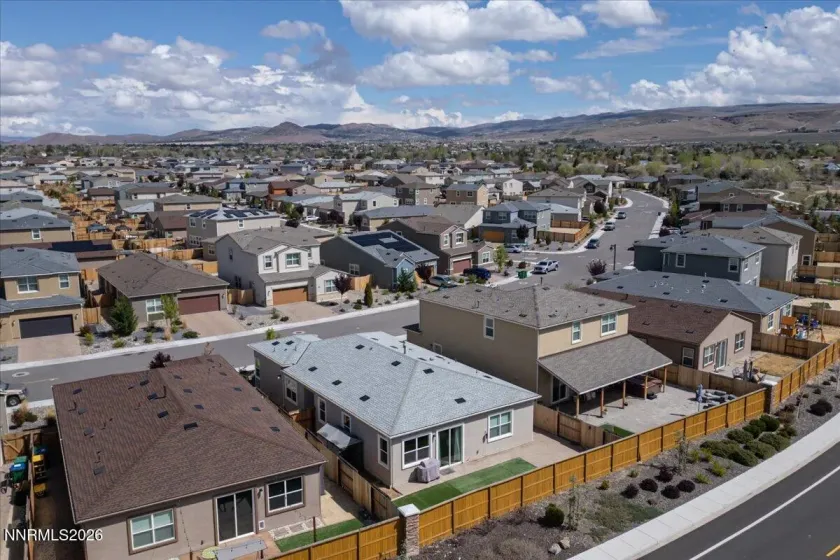 2415 Metolius, Sparks, Nevada 89436, 3 Bedrooms Bedrooms, ,2 BathroomsBathrooms,Residential,Residential,Metolius,260004360