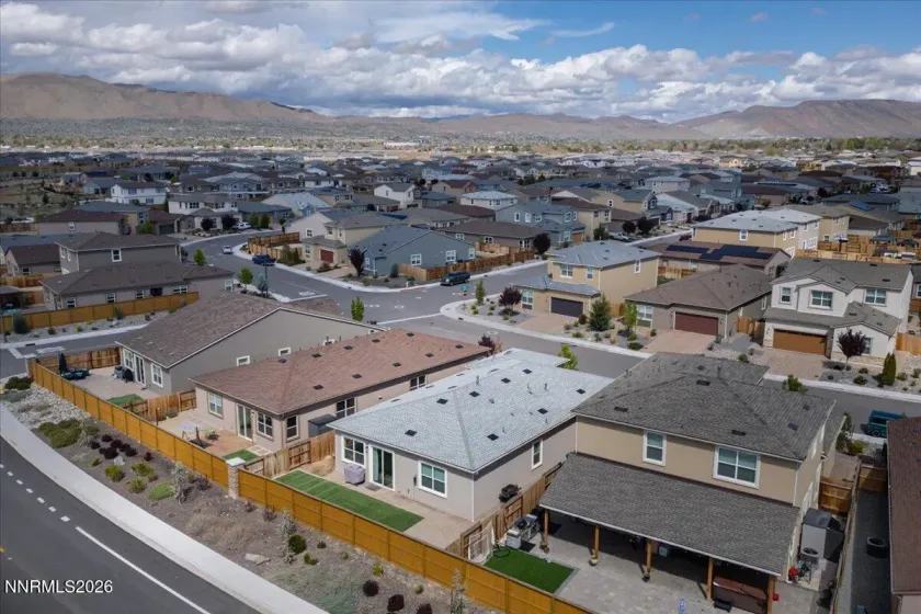 2415 Metolius, Sparks, Nevada 89436, 3 Bedrooms Bedrooms, ,2 BathroomsBathrooms,Residential,Residential,Metolius,260004360