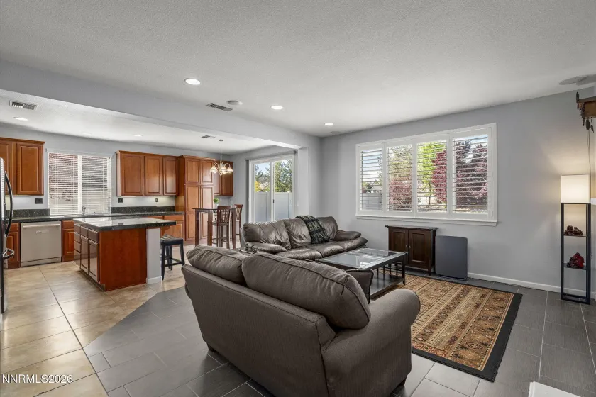 2590 Country Falls, Reno, Nevada 89521, 3 Bedrooms Bedrooms, ,2 BathroomsBathrooms,Residential,Residential,Country Falls,260004361