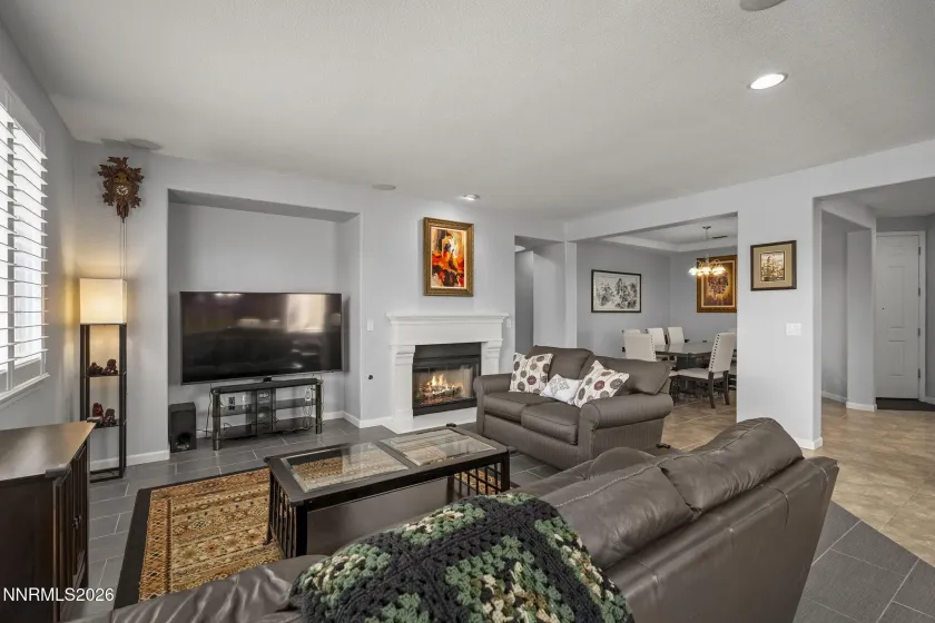 2590 Country Falls, Reno, Nevada 89521, 3 Bedrooms Bedrooms, ,2 BathroomsBathrooms,Residential,Residential,Country Falls,260004361