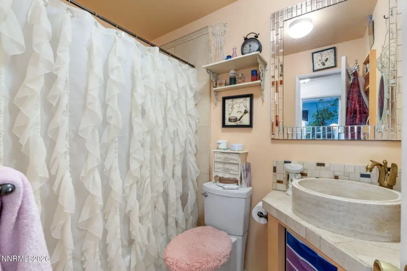 7630 Halifax, Reno, Nevada 89506, 3 Bedrooms Bedrooms, ,2 BathroomsBathrooms,Residential,Residential,Halifax,260004362