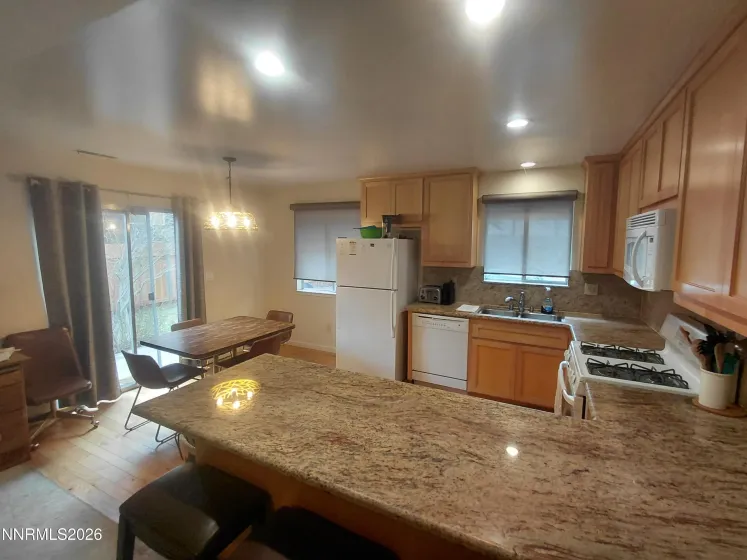 1622 Atroari, South Lake Tahoe, California 96150, 3 Bedrooms Bedrooms, ,2 BathroomsBathrooms,Residential,Residential,Atroari,260004366