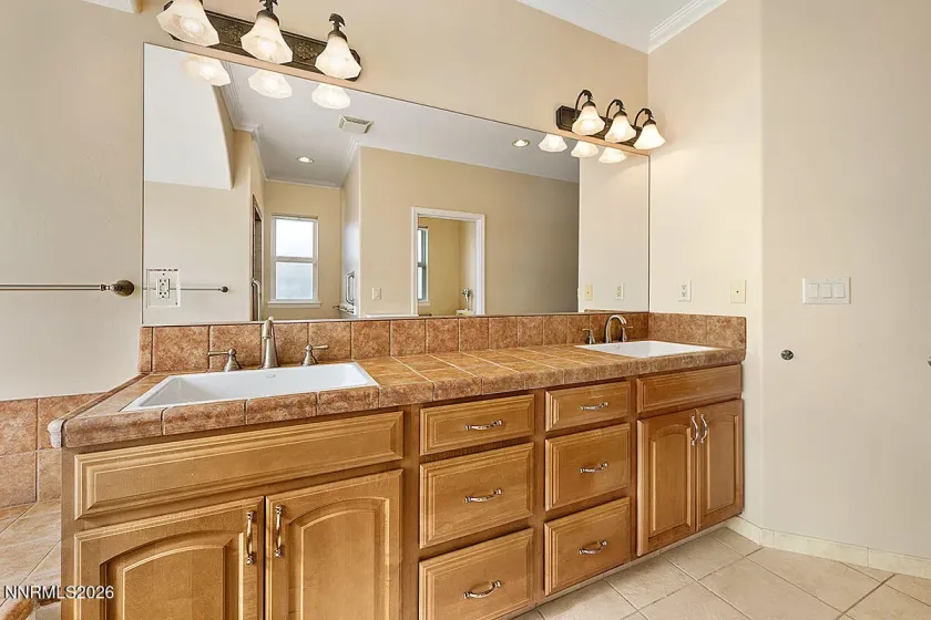 402 Chianti, Dayton, Nevada 89403, 3 Bedrooms Bedrooms, ,2 BathroomsBathrooms,Residential,Residential,Chianti,260004365