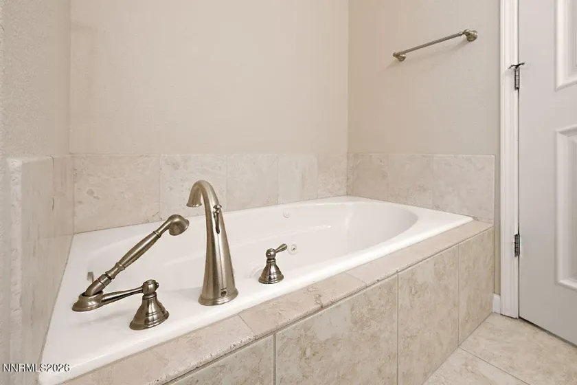 402 Chianti, Dayton, Nevada 89403, 3 Bedrooms Bedrooms, ,2 BathroomsBathrooms,Residential,Residential,Chianti,260004365