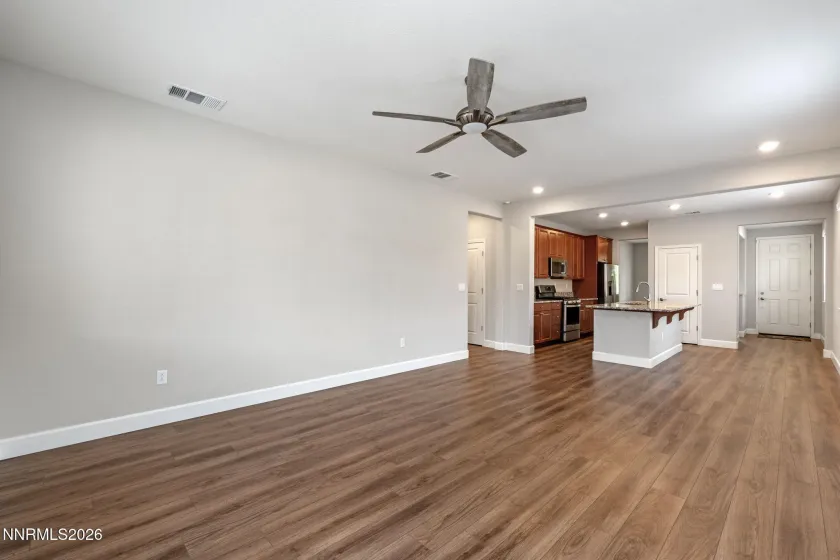 5961 Red Stable, Sparks, Nevada 89436, 3 Bedrooms Bedrooms, ,2 BathroomsBathrooms,Residential,Residential,Red Stable,260004368