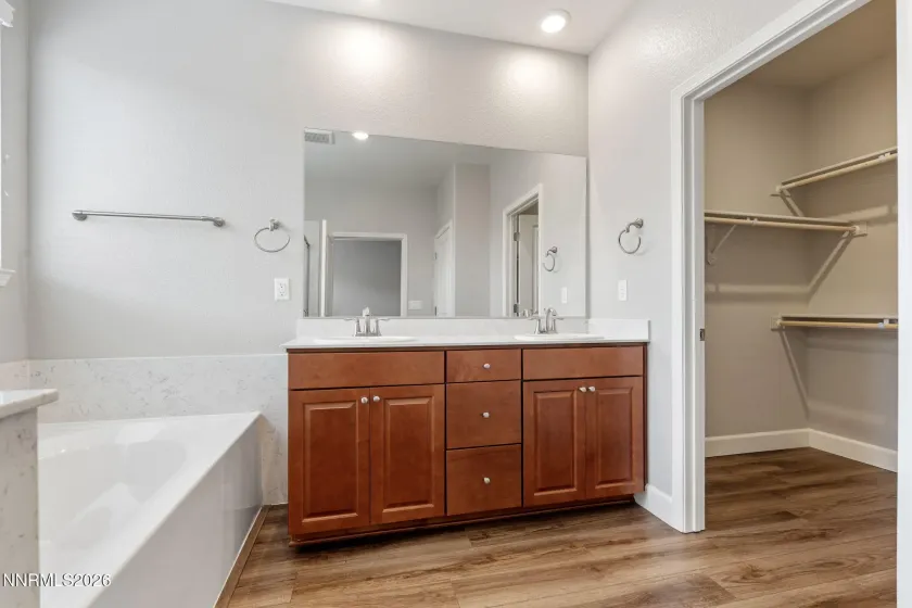 5961 Red Stable, Sparks, Nevada 89436, 3 Bedrooms Bedrooms, ,2 BathroomsBathrooms,Residential,Residential,Red Stable,260004368