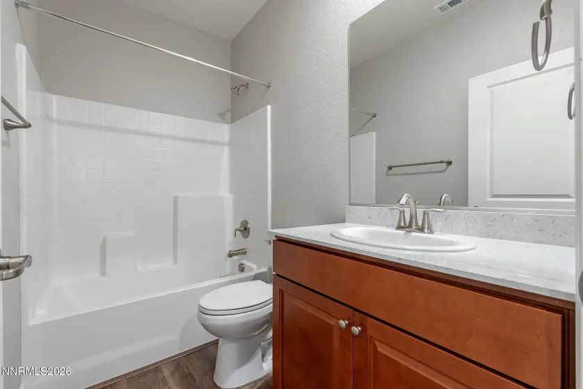 5961 Red Stable, Sparks, Nevada 89436, 3 Bedrooms Bedrooms, ,2 BathroomsBathrooms,Residential,Residential,Red Stable,260004368