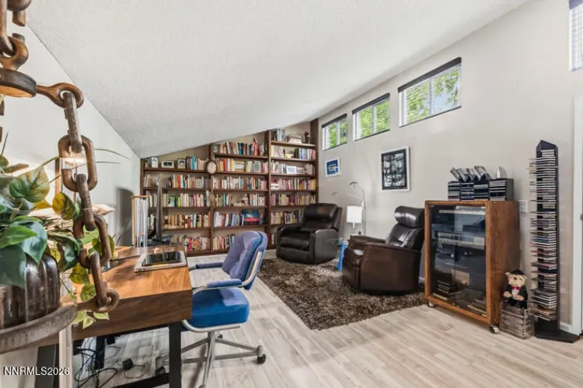 6481 Meadow Hill, Reno, Nevada 89519, 4 Bedrooms Bedrooms, ,3 BathroomsBathrooms,Residential,Residential,Meadow Hill,260004370