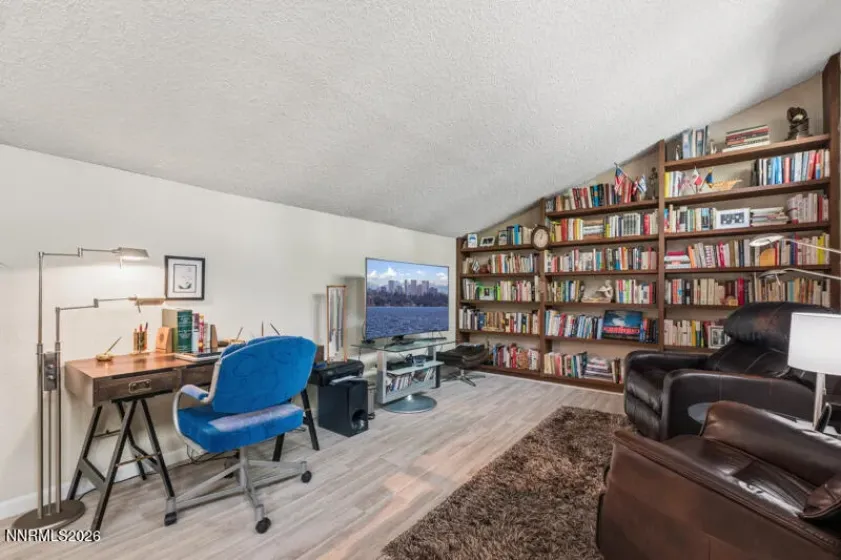 6481 Meadow Hill, Reno, Nevada 89519, 4 Bedrooms Bedrooms, ,3 BathroomsBathrooms,Residential,Residential,Meadow Hill,260004370