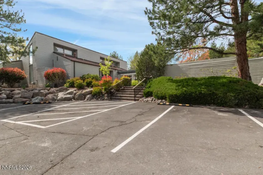 6481 Meadow Hill, Reno, Nevada 89519, 4 Bedrooms Bedrooms, ,3 BathroomsBathrooms,Residential,Residential,Meadow Hill,260004370