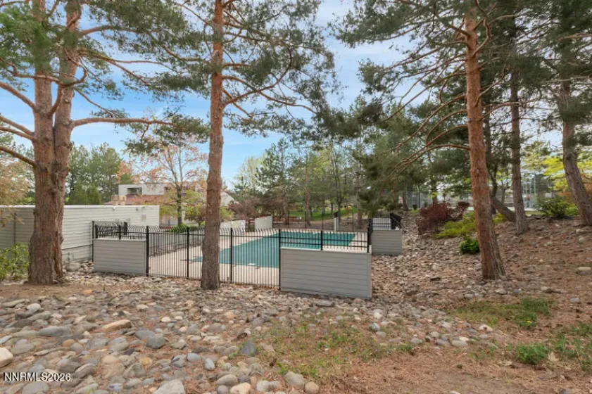 6481 Meadow Hill, Reno, Nevada 89519, 4 Bedrooms Bedrooms, ,3 BathroomsBathrooms,Residential,Residential,Meadow Hill,260004370