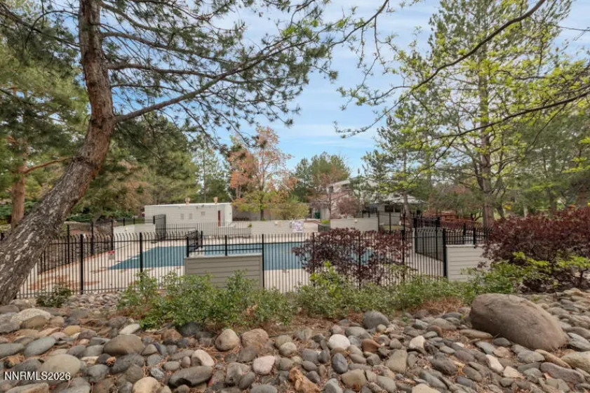 6481 Meadow Hill, Reno, Nevada 89519, 4 Bedrooms Bedrooms, ,3 BathroomsBathrooms,Residential,Residential,Meadow Hill,260004370
