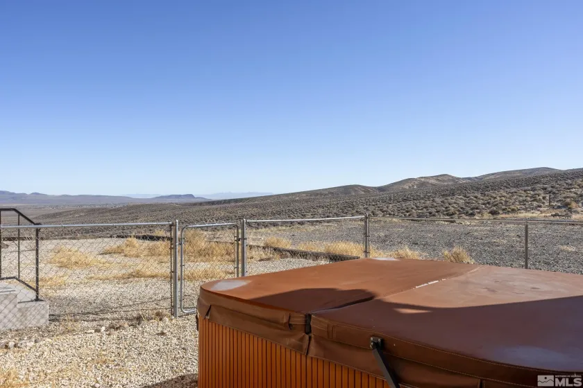 2330 Hillcrest, Fernley, Nevada 89408, 2 Bedrooms Bedrooms, ,3 BathroomsBathrooms,Residential,Residential,Hillcrest,250000577