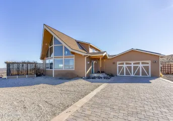 2330 Hillcrest, Fernley, Nevada 89408, 2 Bedrooms Bedrooms, ,3 BathroomsBathrooms,Residential,Residential,Hillcrest,0,250000577