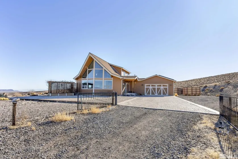 2330 Hillcrest, Fernley, Nevada 89408, 2 Bedrooms Bedrooms, ,3 BathroomsBathrooms,Residential,Residential,Hillcrest,250000577
