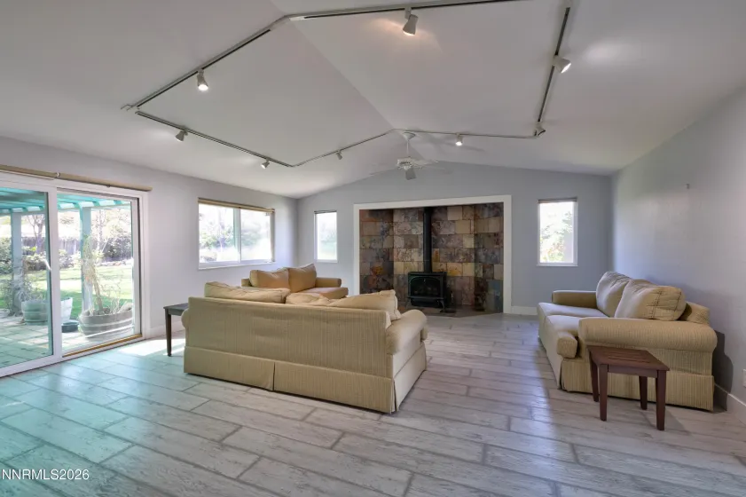 12310 Hills, Reno, Nevada 89511, 3 Bedrooms Bedrooms, ,2 BathroomsBathrooms,Residential Lease,Manufactured,Hills,260004126