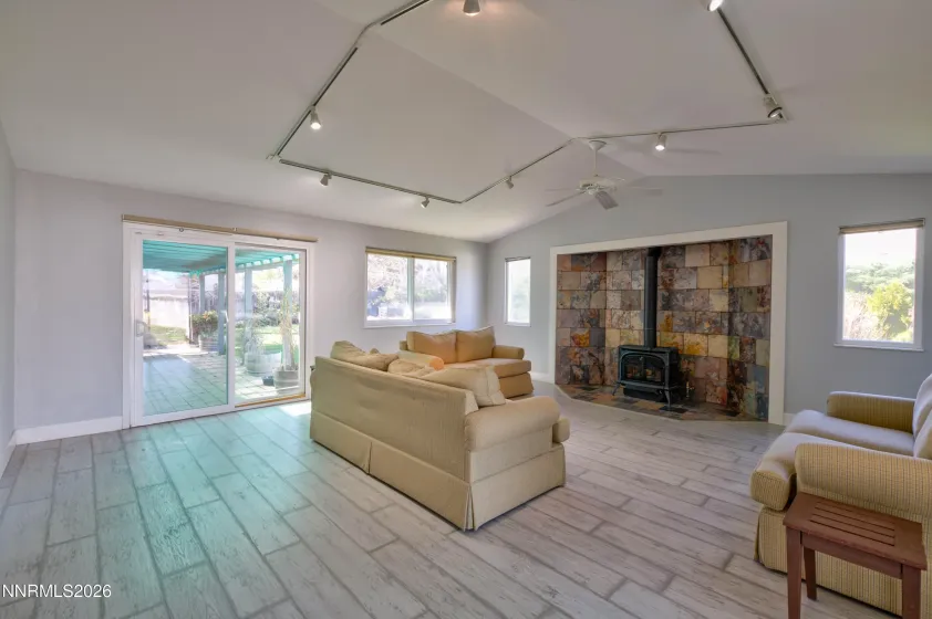 12310 Hills, Reno, Nevada 89511, 3 Bedrooms Bedrooms, ,2 BathroomsBathrooms,Residential Lease,Manufactured,Hills,260004126