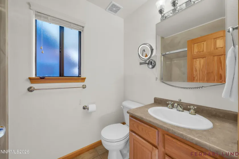 599 Crest, Incline Village, Nevada 89451, 2 Bedrooms Bedrooms, ,2 BathroomsBathrooms,Residential,Residential,Crest,260004375