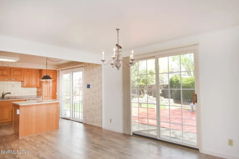 2825 Knight, Reno, Nevada 89509, 3 Bedrooms Bedrooms, ,2 BathroomsBathrooms,Residential,Residential,Knight,260004376