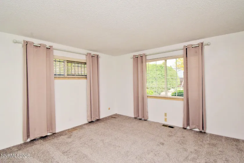 2825 Knight, Reno, Nevada 89509, 3 Bedrooms Bedrooms, ,2 BathroomsBathrooms,Residential,Residential,Knight,260004376