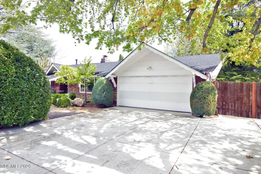 2825 Knight, Reno, Nevada 89509, 3 Bedrooms Bedrooms, ,2 BathroomsBathrooms,Residential,Residential,Knight,260004376