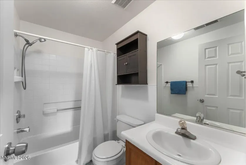 3903-3907 Village, Carson City, Nevada 89701, 6 Bedrooms Bedrooms, ,2 BathroomsBathrooms,Residential Income,Residential,Village,260004377