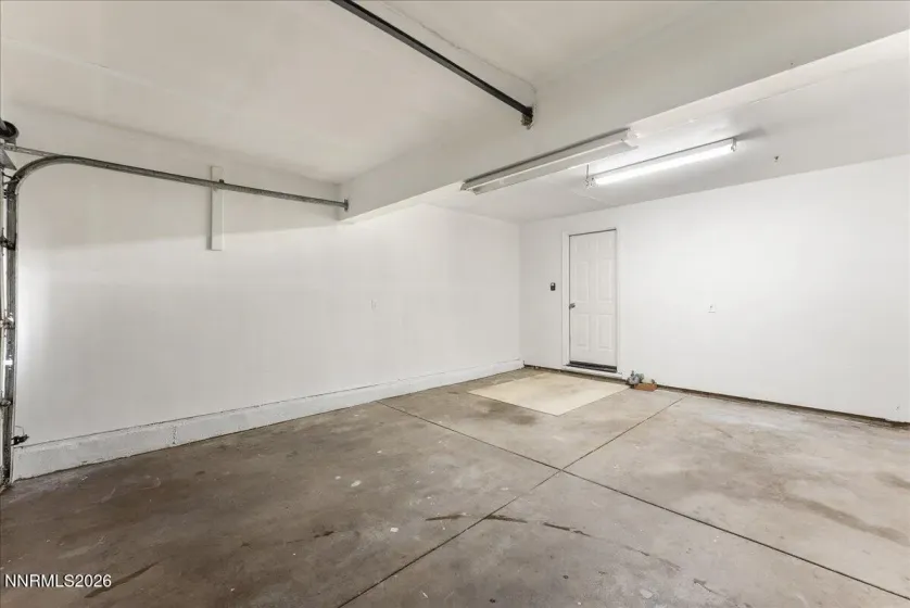 3903-3907 Village, Carson City, Nevada 89701, 6 Bedrooms Bedrooms, ,2 BathroomsBathrooms,Residential Income,Residential,Village,260004377