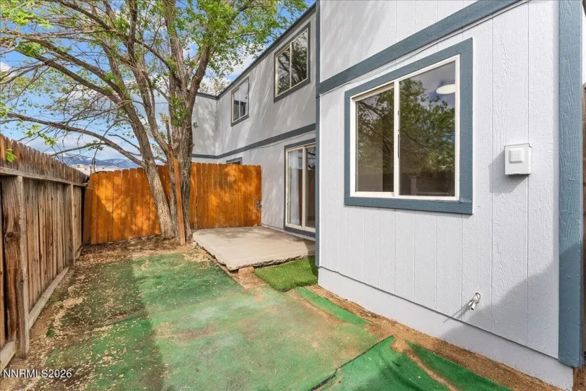 3903-3907 Village, Carson City, Nevada 89701, 6 Bedrooms Bedrooms, ,2 BathroomsBathrooms,Residential Income,Residential,Village,260004377