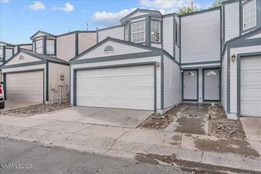 3903-3907 Village, Carson City, Nevada 89701, 6 Bedrooms Bedrooms, ,2 BathroomsBathrooms,Residential Income,Residential,Village,260004377