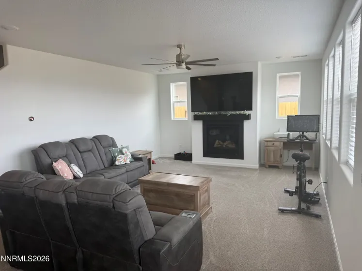 1435 Jett, Carson City, Nevada 89705, 3 Bedrooms Bedrooms, ,3 BathroomsBathrooms,Residential,Residential,Jett,260004382