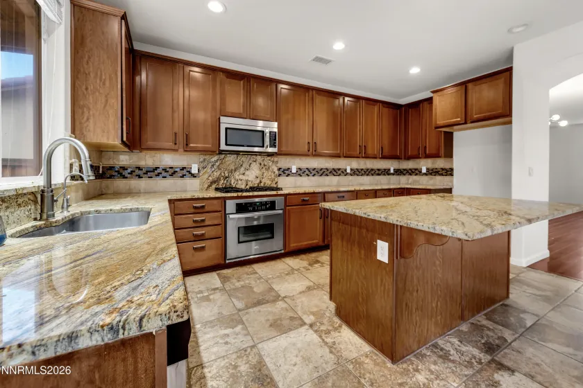 370 Pesaro, Reno, Nevada 89521, 4 Bedrooms Bedrooms, ,3 BathroomsBathrooms,Residential,Residential,Pesaro,260004383