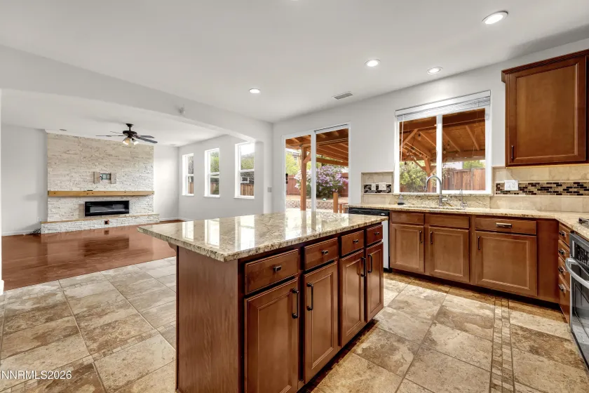 370 Pesaro, Reno, Nevada 89521, 4 Bedrooms Bedrooms, ,3 BathroomsBathrooms,Residential,Residential,Pesaro,260004383