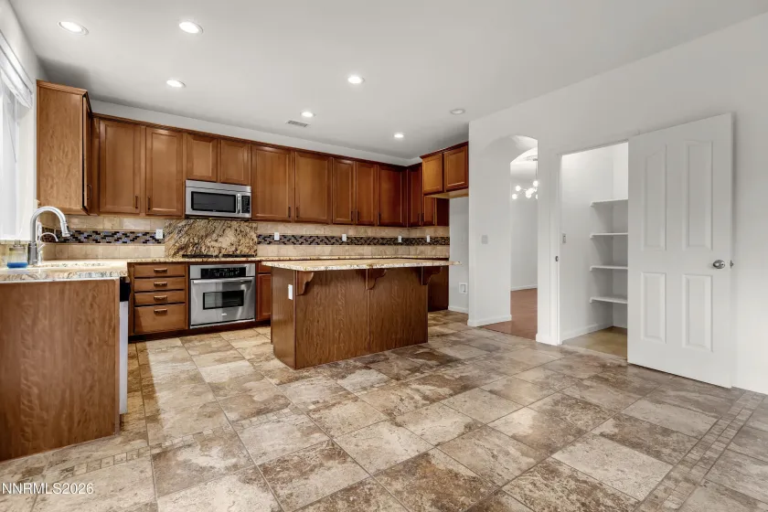 370 Pesaro, Reno, Nevada 89521, 4 Bedrooms Bedrooms, ,3 BathroomsBathrooms,Residential,Residential,Pesaro,260004383