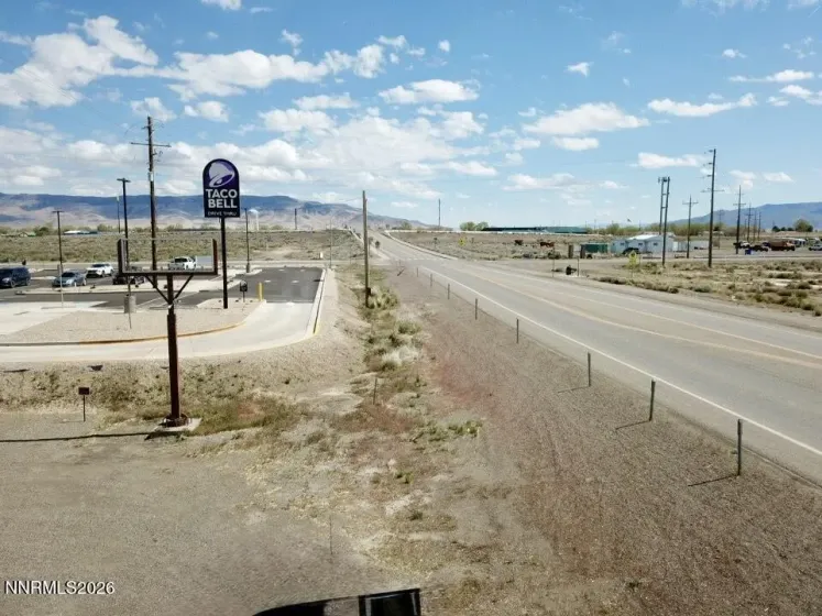 101 Carson, Battle Mountain, Nevada 89820, ,Commercial Sale,Residential,Carson,260004384