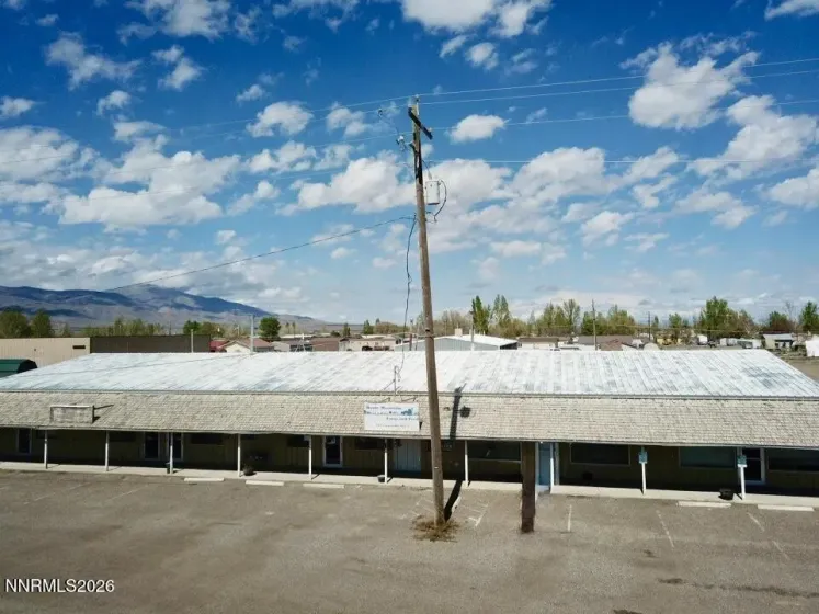 101 Carson, Battle Mountain, Nevada 89820, ,Commercial Sale,Residential,Carson,260004384
