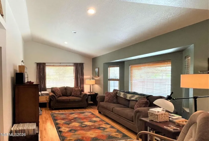 220 Lemming, Reno, Nevada 89523, 3 Bedrooms Bedrooms, ,2 BathroomsBathrooms,Residential,Residential,Lemming,260004388