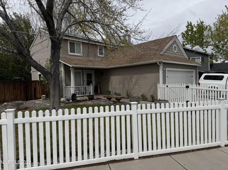 2474 Blue Haven, Carson City, Nevada 89701, 3 Bedrooms Bedrooms, ,3 BathroomsBathrooms,Residential,Residential,Blue Haven,260004391