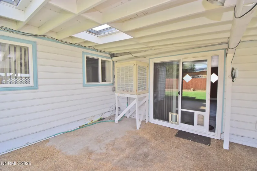 10 J, Sparks, Nevada 89431, 4 Bedrooms Bedrooms, ,2 BathroomsBathrooms,Residential,Residential,J,260004393