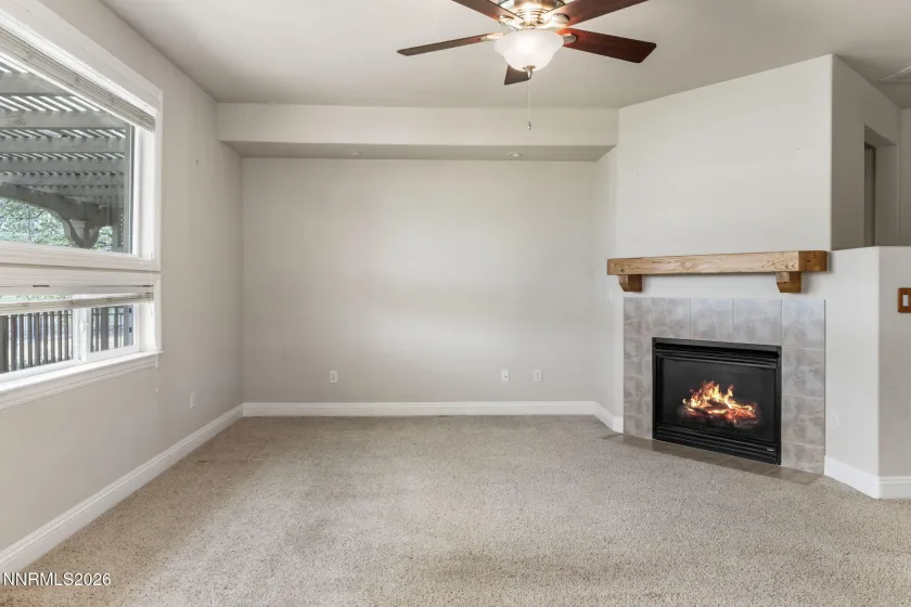 913 Lakeview, Dayton, Nevada 89403, 3 Bedrooms Bedrooms, ,2 BathroomsBathrooms,Residential,Residential,Lakeview,260004395