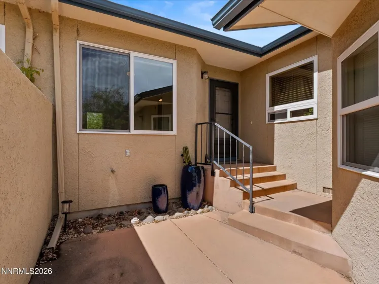 1000 Thompson, Carson City, Nevada 89703, 2 Bedrooms Bedrooms, ,2 BathroomsBathrooms,Residential,Residential,Thompson,260004397