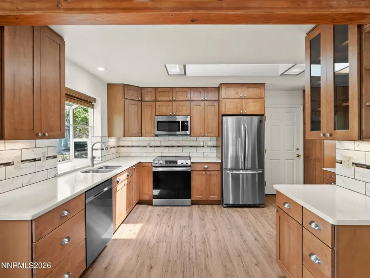 1000 Thompson, Carson City, Nevada 89703, 2 Bedrooms Bedrooms, ,2 BathroomsBathrooms,Residential,Residential,Thompson,260004397