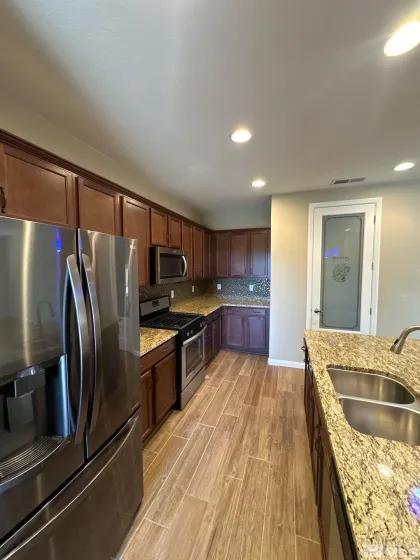 6016 Barrett, Sparks, Nevada 89436, 3 Bedrooms Bedrooms, ,2 BathroomsBathrooms,Residential Lease,Manufactured,Barrett,260004399