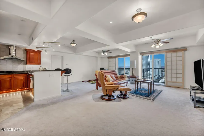 200 2nd, Reno, Nevada 89501, 2 Bedrooms Bedrooms, ,3 BathroomsBathrooms,Residential,Residential,2nd,260004400